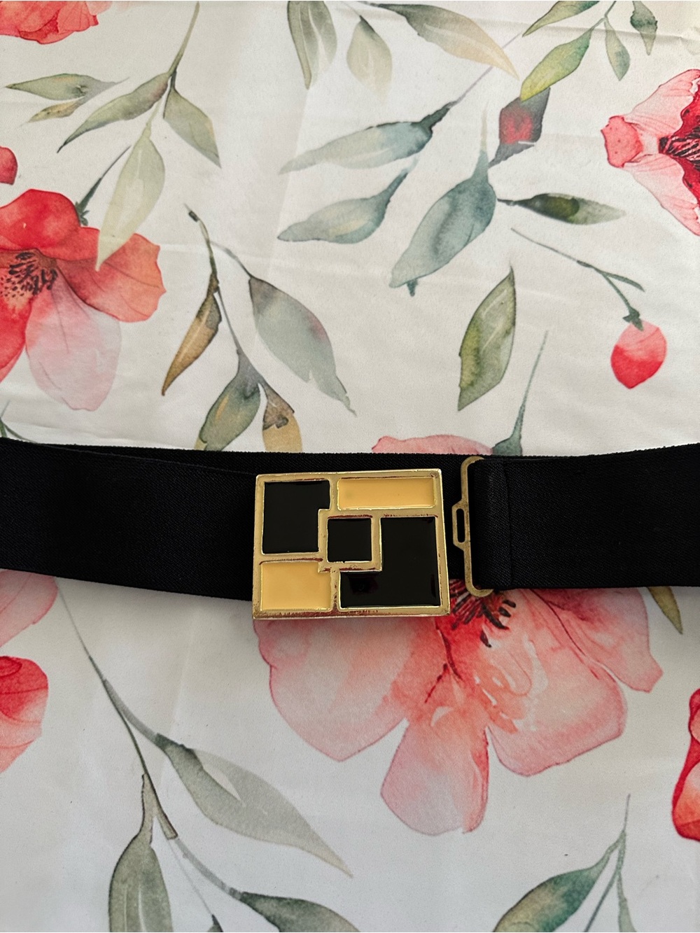 Black Elastic Waist Belt with Geometric Gold & Black Buckle